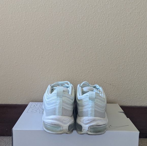 Nike Air Max 97 Barely Green Size 8.5 Women's - Picture 4 of 6